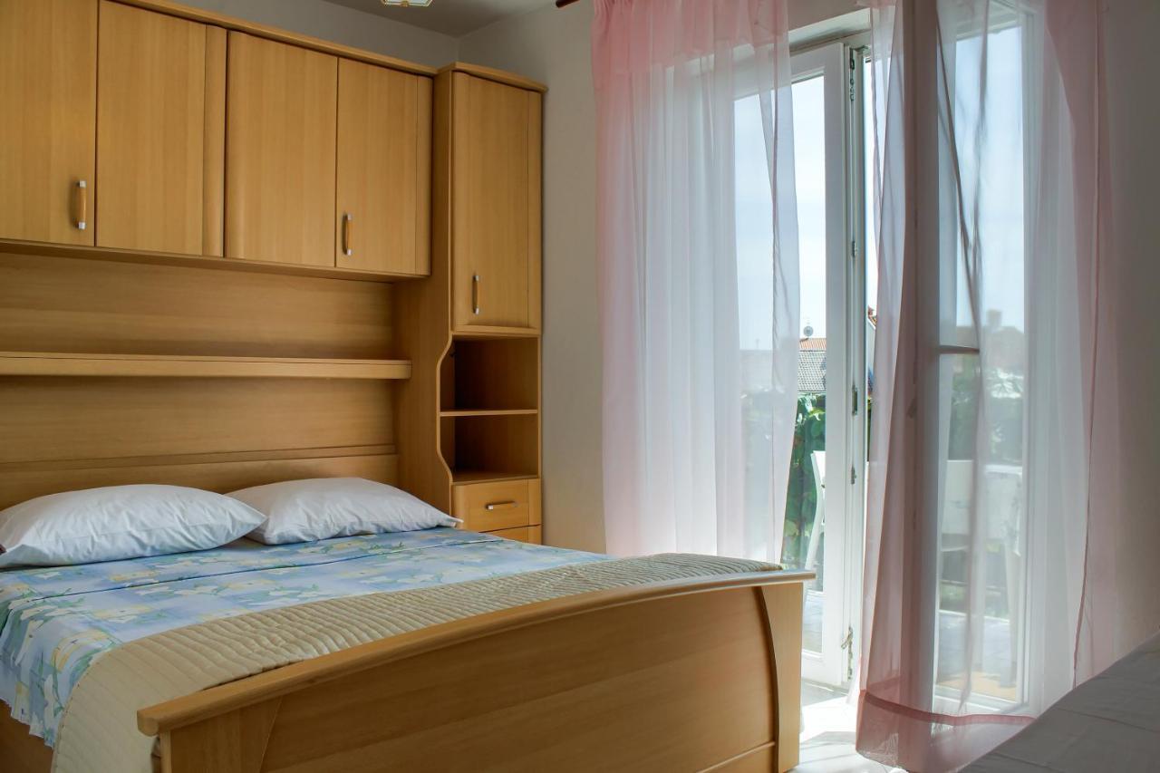 Apartments Sosic Ровинь Экстерьер фото