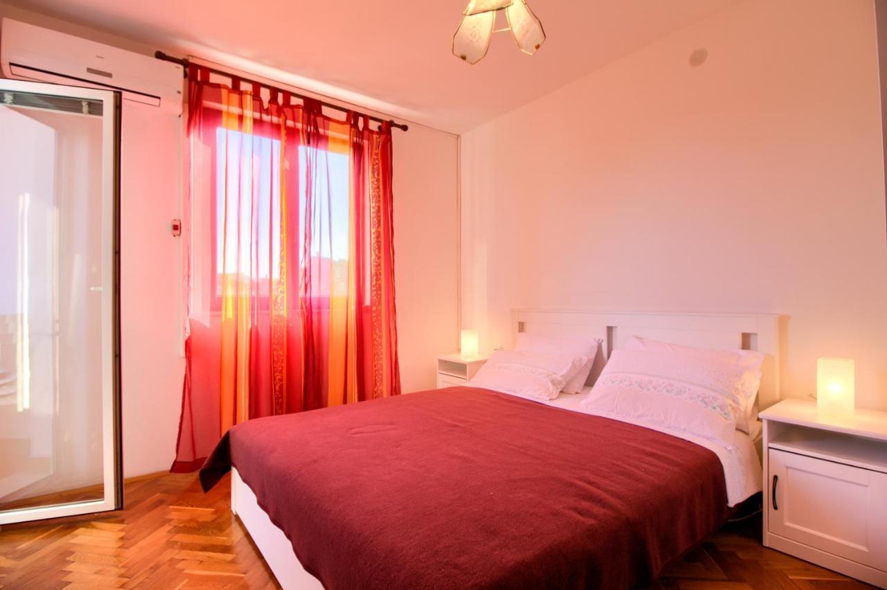 Apartments Sosic Ровинь Экстерьер фото